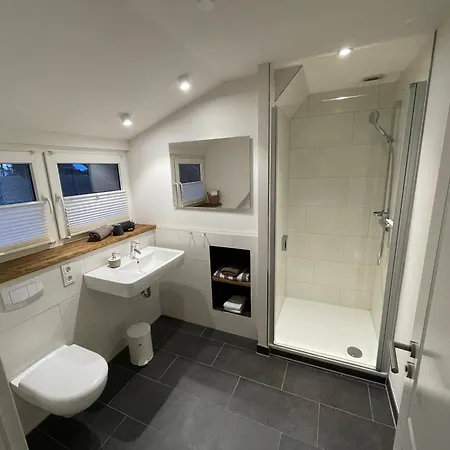 Berggasthof Tönsblick Hotell